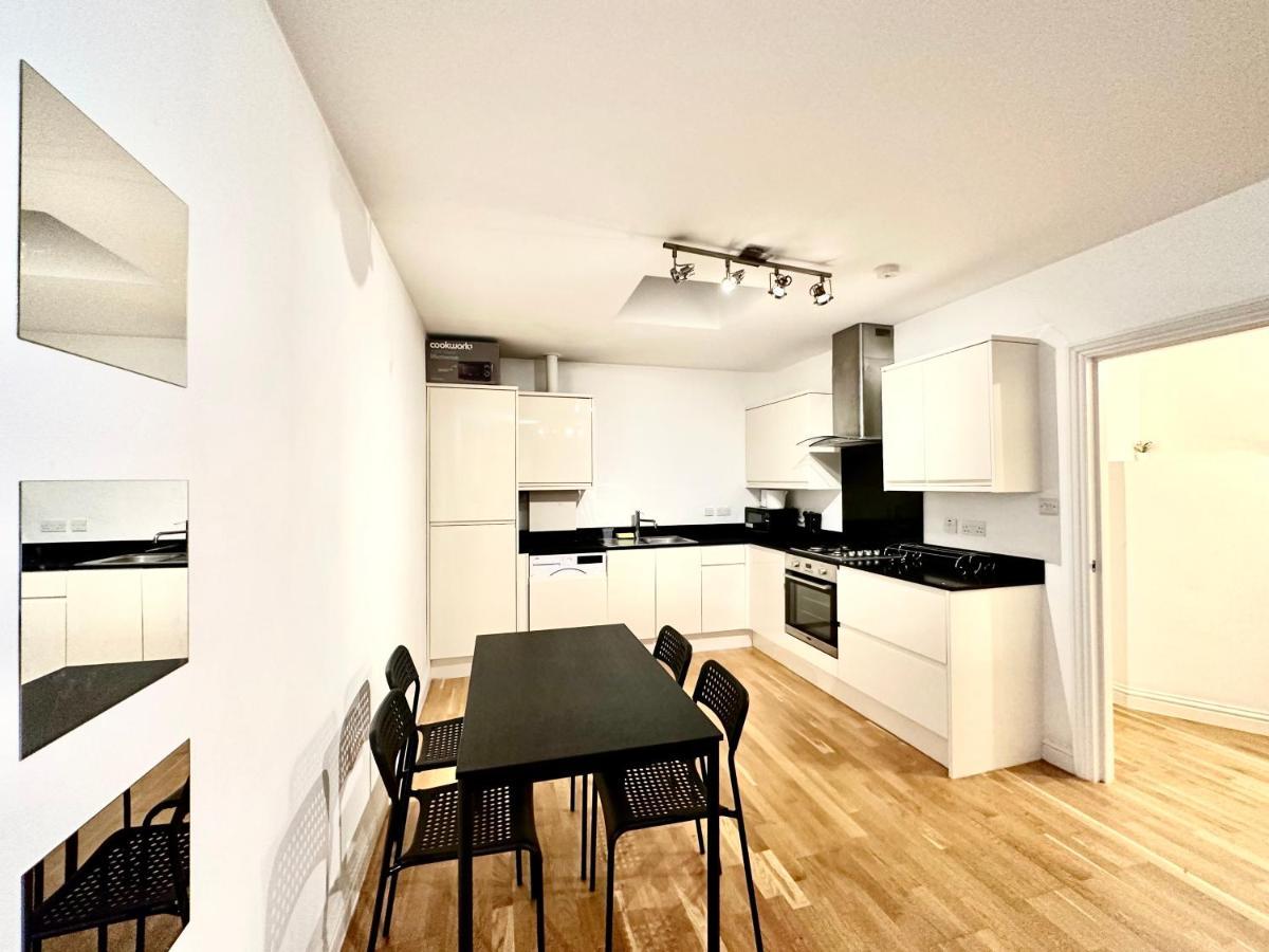 לונדון 137 Guest House Camden Town מראה חיצוני תמונה