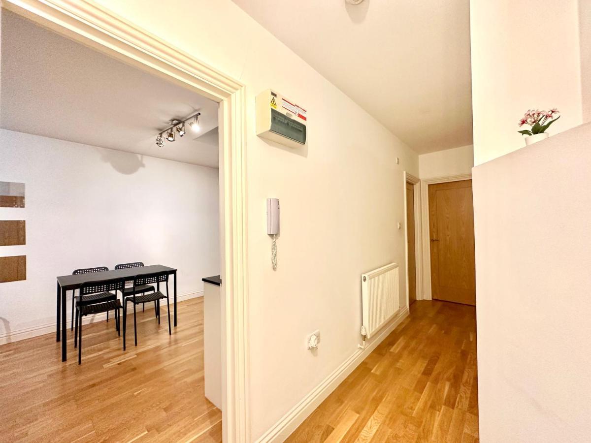 לונדון 137 Guest House Camden Town מראה חיצוני תמונה