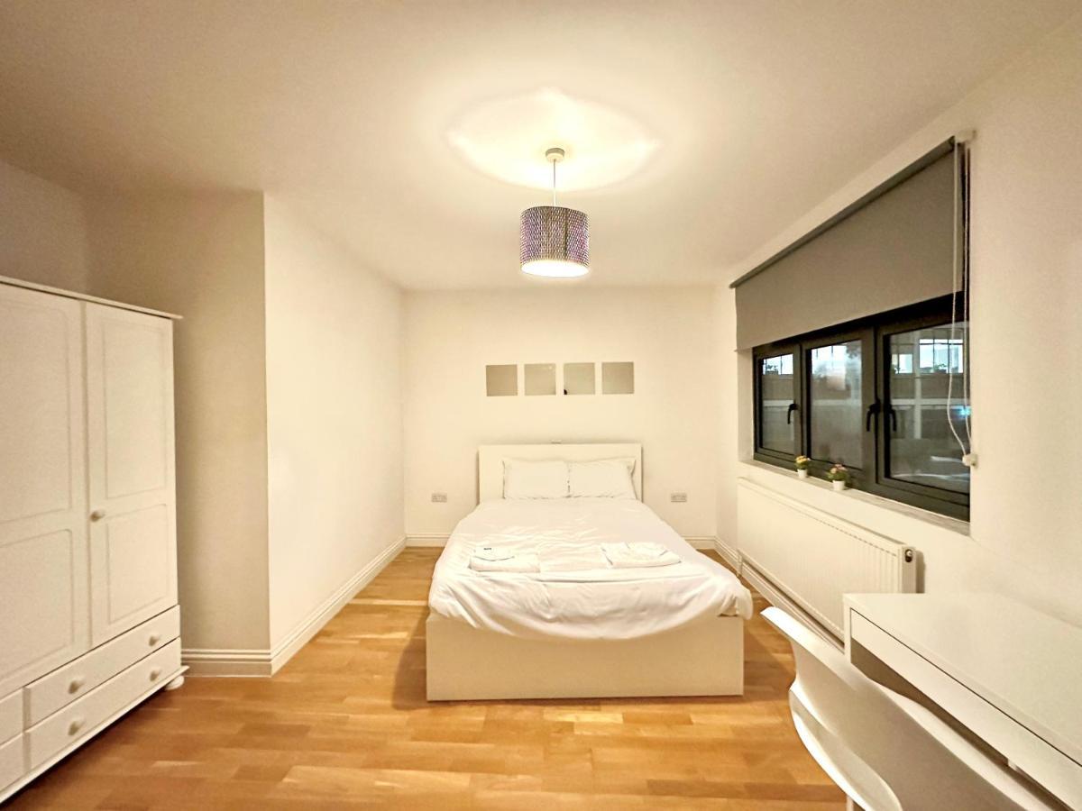 לונדון 137 Guest House Camden Town מראה חיצוני תמונה